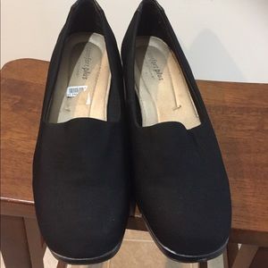 Women’s shoes